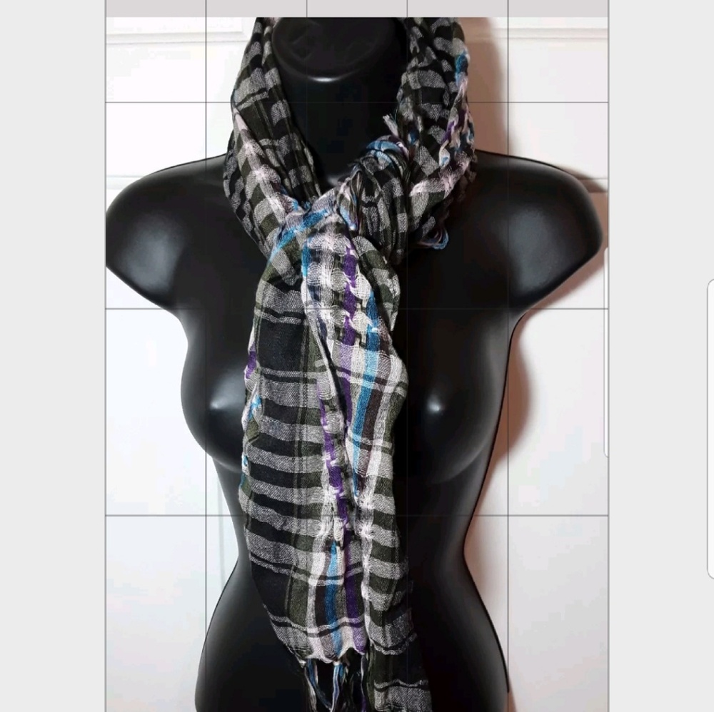 Scarf Wrap Shawl Plaid Checks Cozy Black Purple